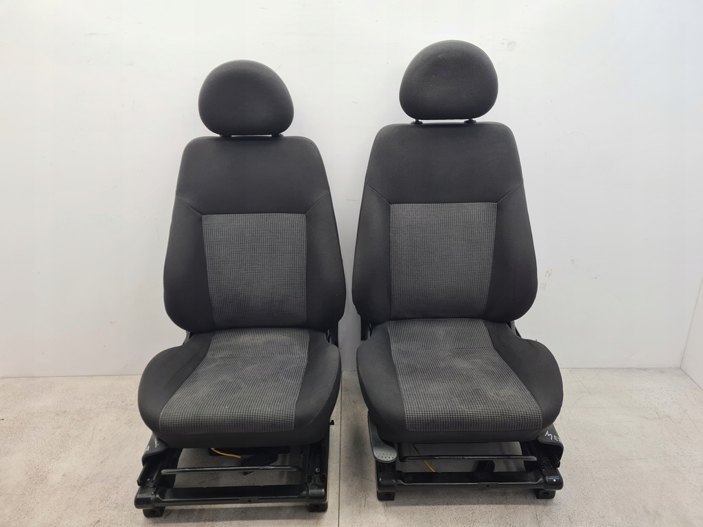 фото №10, Opel meriva a сиденья заднее сиденье