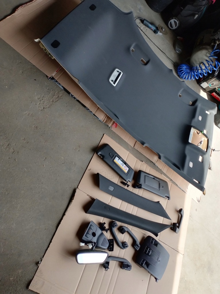 фото №7, Mercedes w176 потолок amg лампа блок двигателя lift