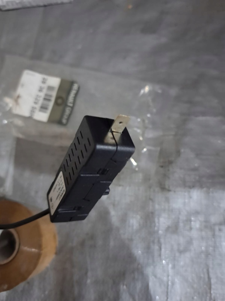 фото №4, Підсилювач антенний 283634098r renault talisman