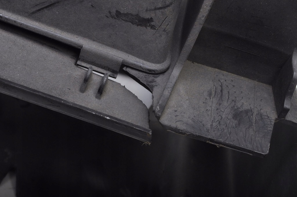 фото №8, Volvo c30 воздуховод воздуха 7m51-9e635-ec