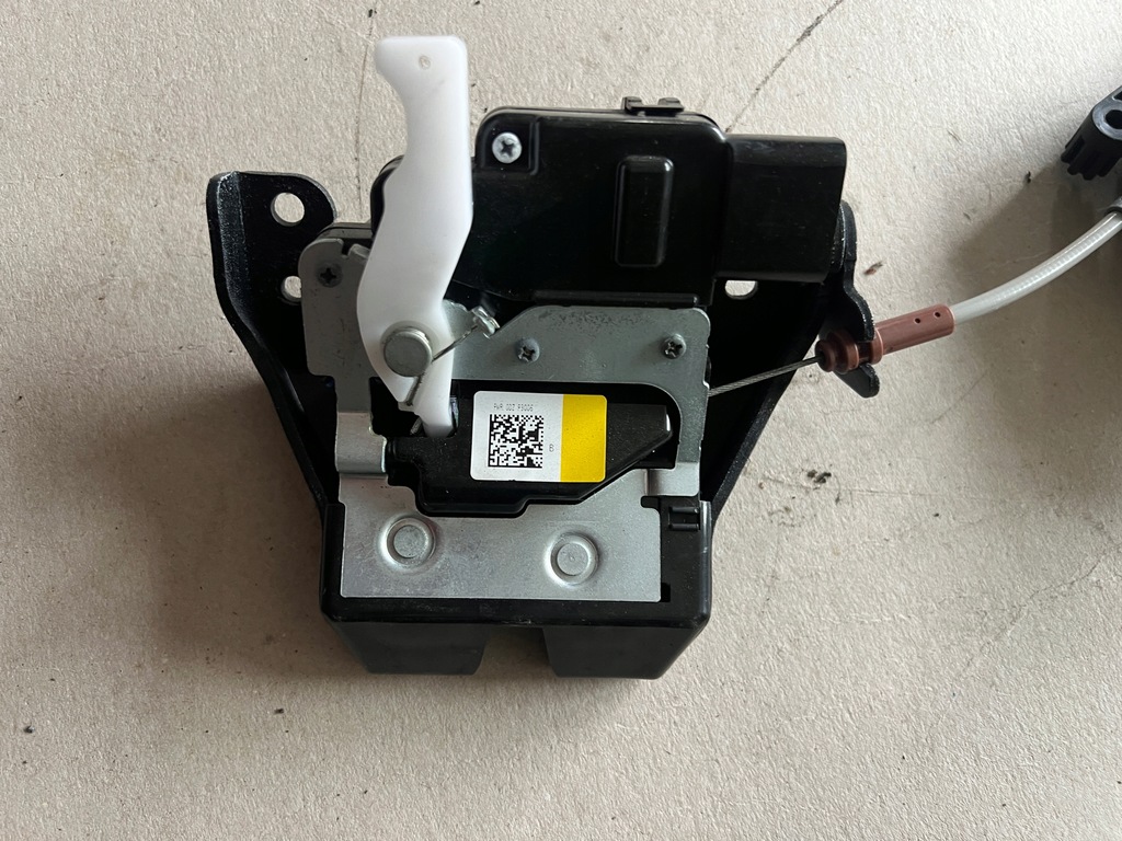 фото №5, Kia proceed ceed iii 18- замок кришки багажника доводчик