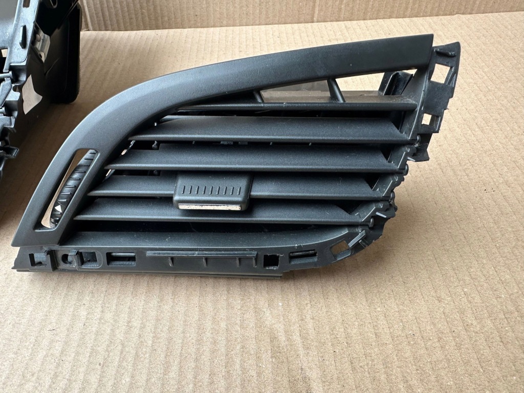 Peugeot 207 lift решётки обдув комплект Недорого