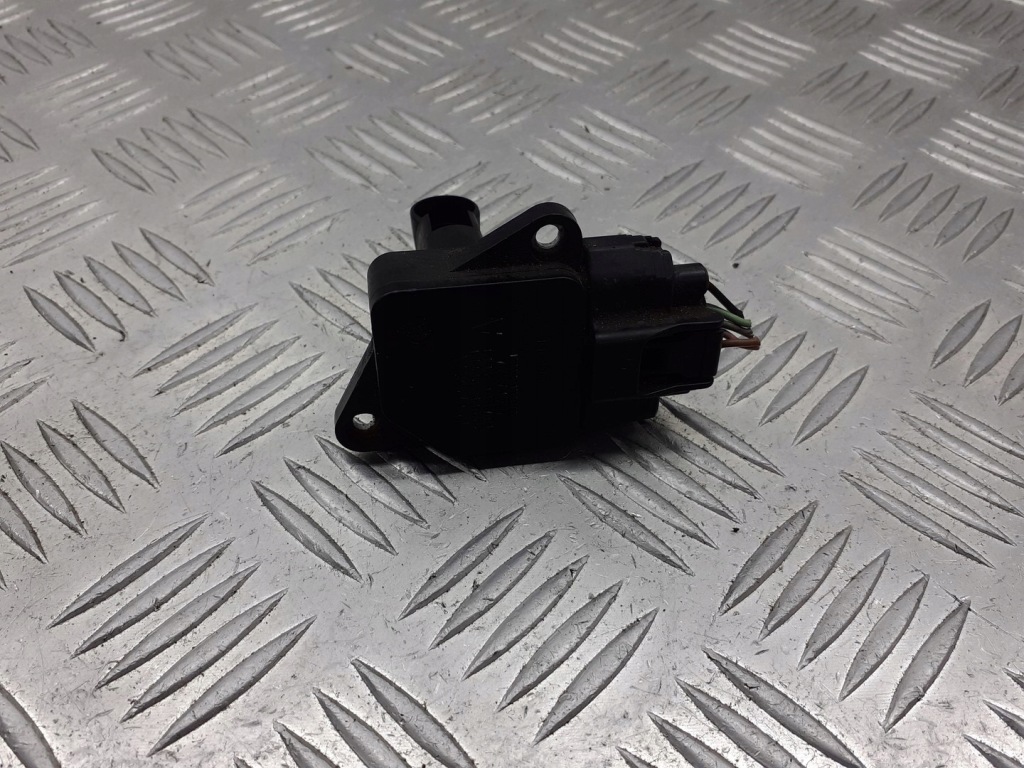 фото №1, Расходомер toyota auris 2.2 d4d 22204-30010