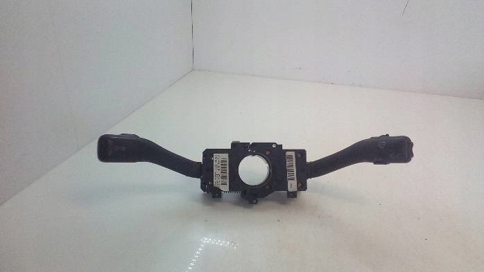 фото №8, Переключатель комбинированный skoda оригинальный номер 8l0953513g