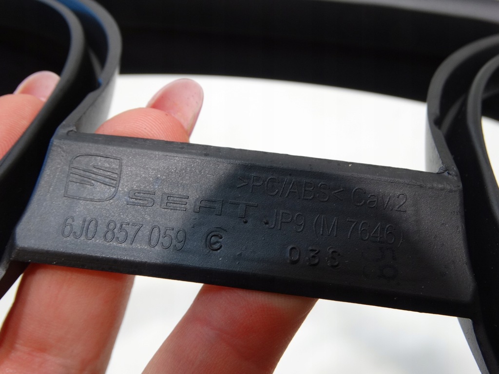 фото №11, Захист корпус спідометра seat ibiza mk4 6j0857059