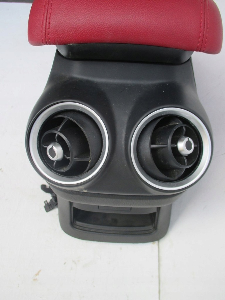 фото №4, Туннель подлокотник alfa romeo stelvio 18r