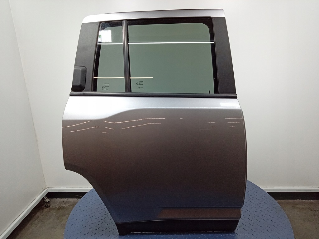 фото №1, Jeep compass i дверь задняя правое задние psc