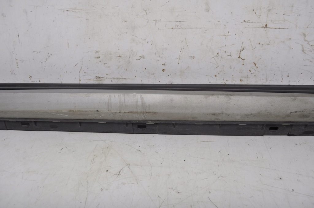 фото №8, Ford focus mk4 накладка поріг права nj