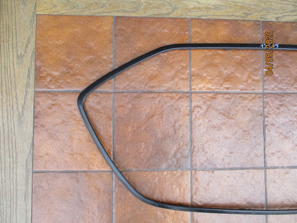 фото №2, Hyundai ix20 lift 14-19 рамка молдинг решётка радиатора решётка радиатора