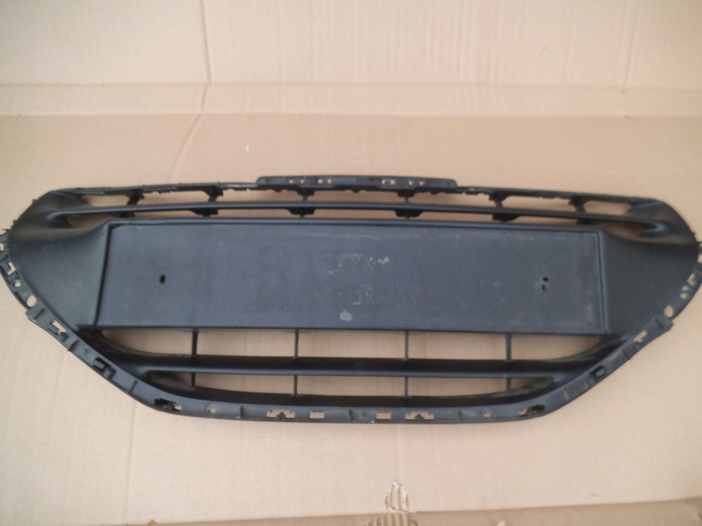 фото №1, Peugeot 208 i решётка радиатора решётка радиатора радиатора