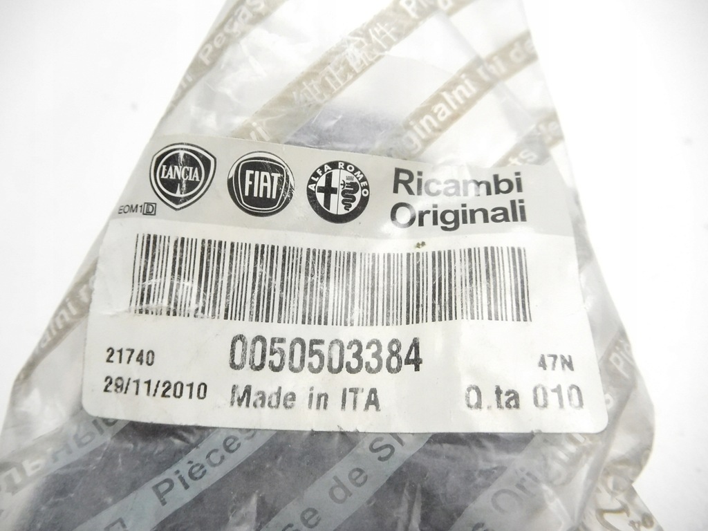 фото №11, Obój капот alfa romeo spider оригинальный номер 50503384