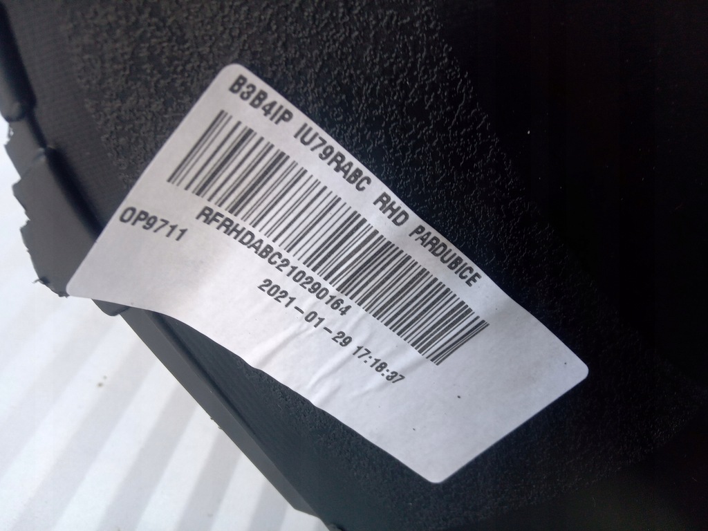 фото №4, Toyota aygo ii lift панель приладів консоль uk