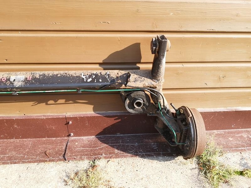 фото №3, Oś балка задняя тормозные барабаны renault clio ii