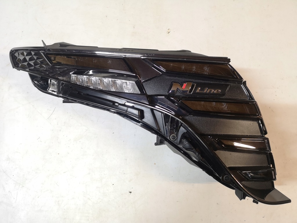 фото №1, Hyundai tucson iv n-line- лампа правая polecam