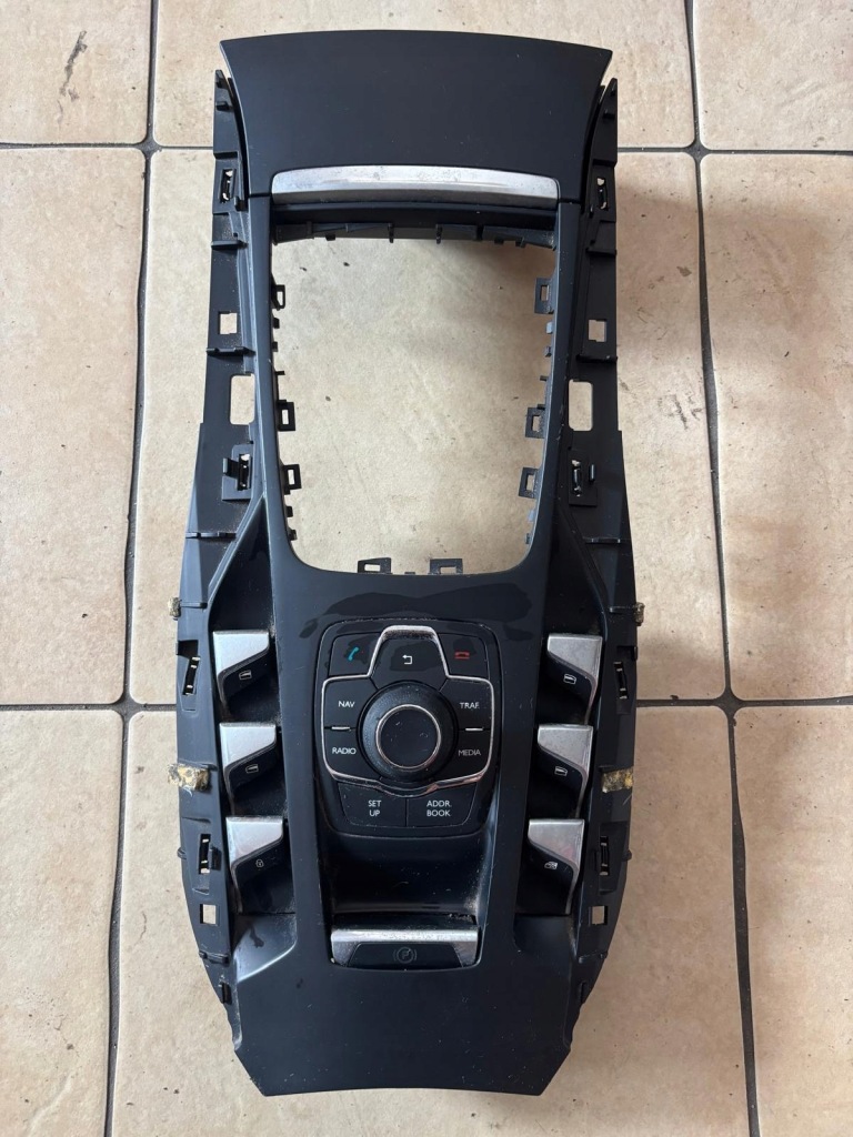 фото №1, Citroen ds5 13r панель управление рамка средняя 96661742 9802390877