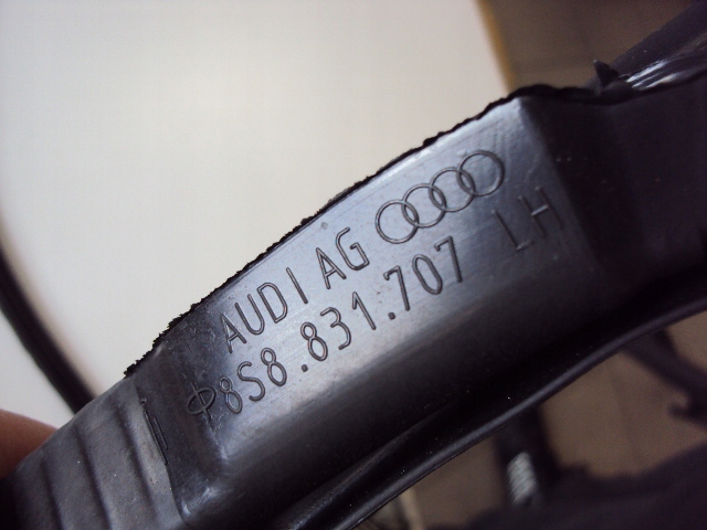 фото №3, Прокладка дверь левая audi tt 8s s-line 18 r