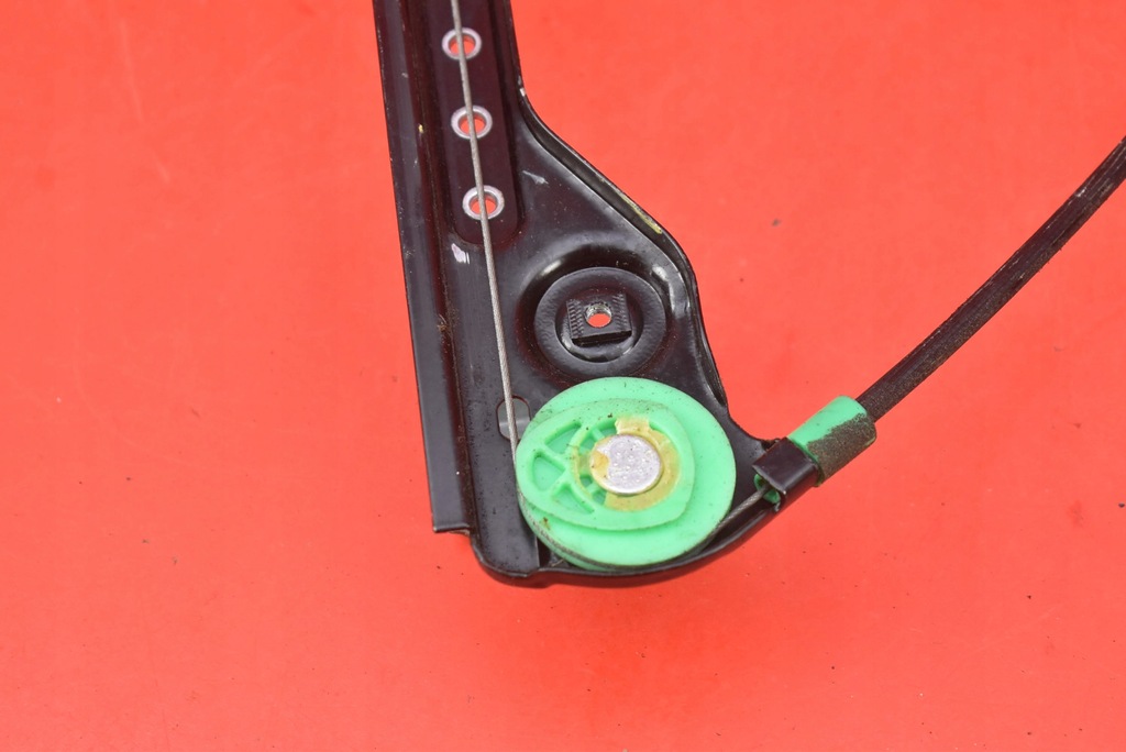 фото №10, Подъемник стекло правый перед eu chrysler pacifica