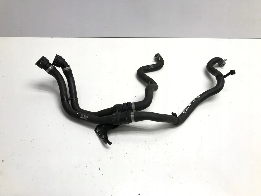 фото №1, Volvo xc40 recharge электрик труба шланг wąż wody 32138729