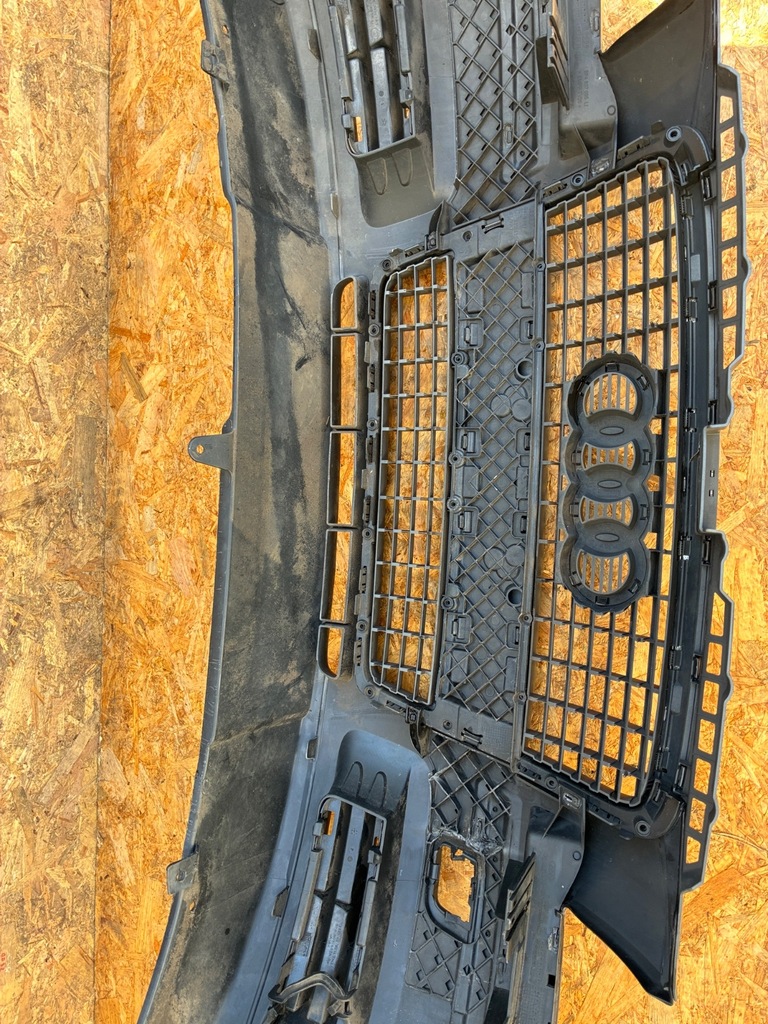 фото №13, Audi a3 8p бампер перед передний большой решётка радиатора