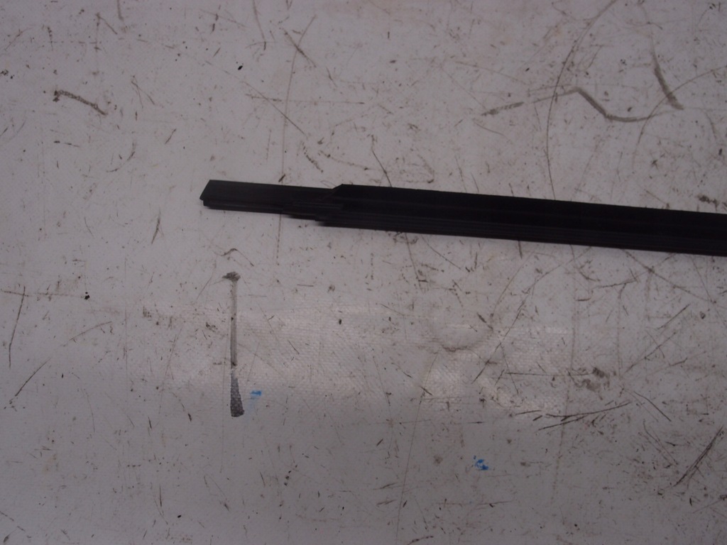 фото №10, Молдинг уплотнитель правый задняя arona 6f0839478