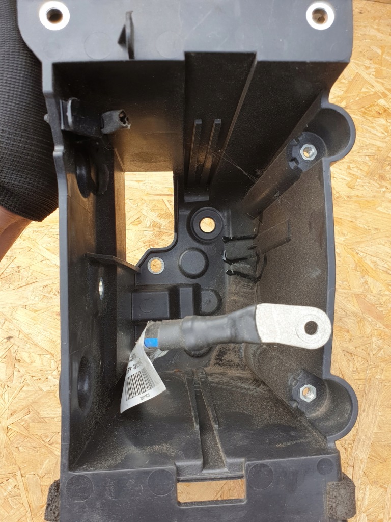 фото №7, Volvo xc60 ii основа корпус акумулятор 31652062 31652061