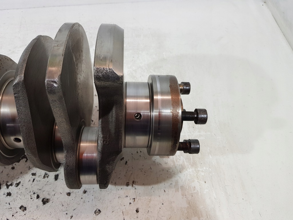 Wał коленчатый r64219 mercedes w211 ml w164 3.0 cdi 642940 Недорого