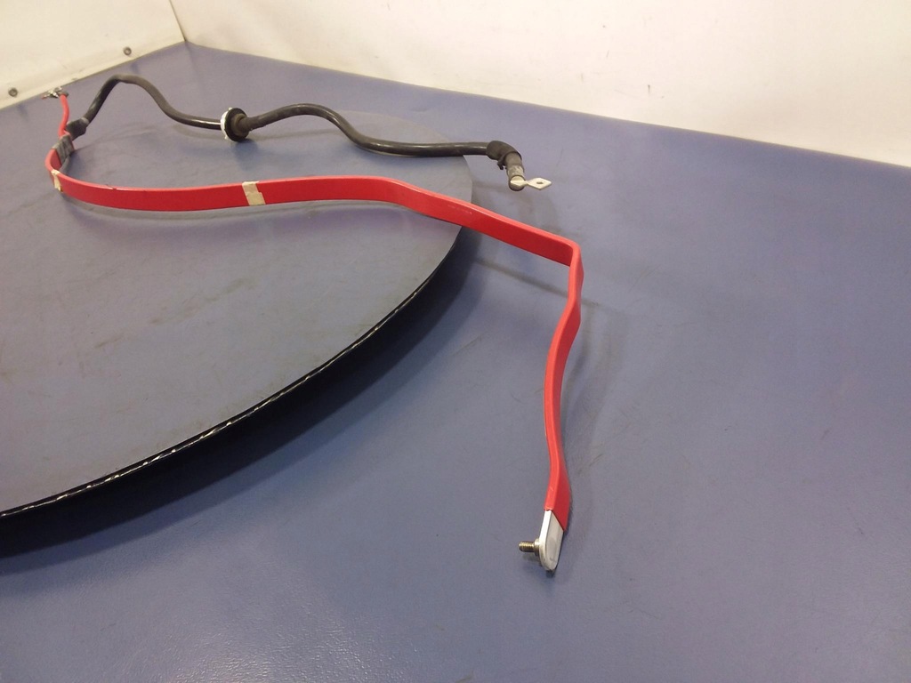 фото №5, Audi a8 d4 4h шланг аккумулятор plus 4h0971225a