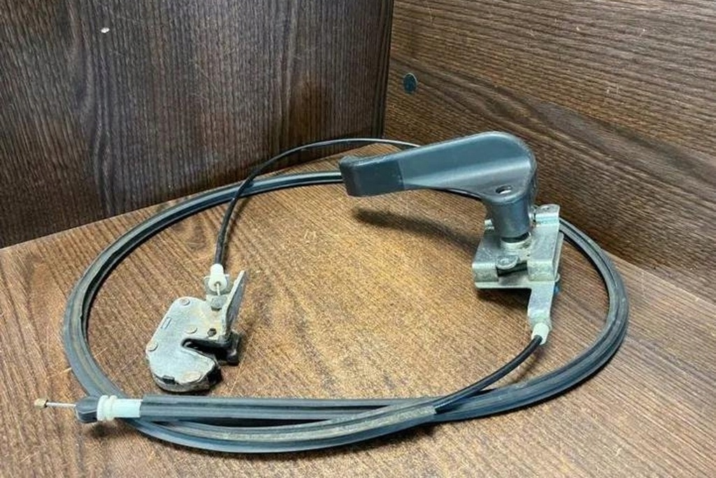 фото №8, Замок крышки багажника iveco daily v фургон/универсал 500330144 3.0l дизель