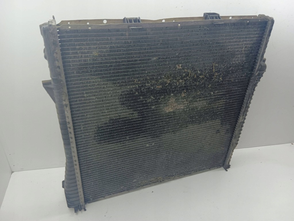 Bmw x5 e53 2002 радиатор воды в Украине