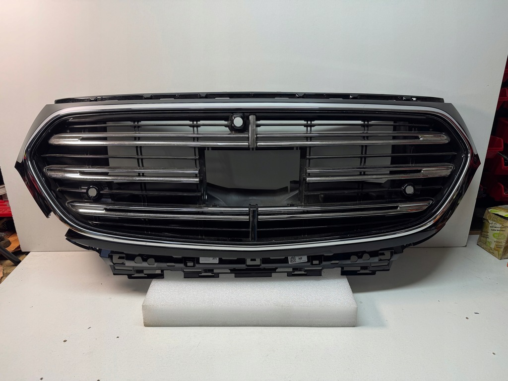 фото №1, Mercedes-benz e-class w214 решётка решётка радиатора решётка радиатора led камера радар a2148804801