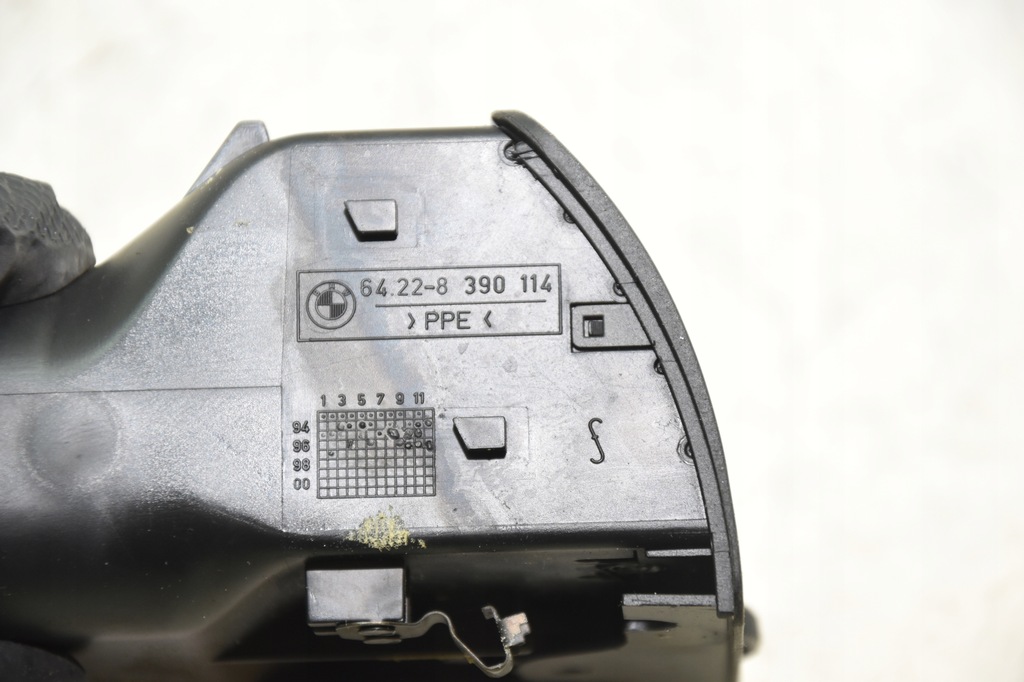 фото №4, Bmw e38 решётка обдув правая europa czarna