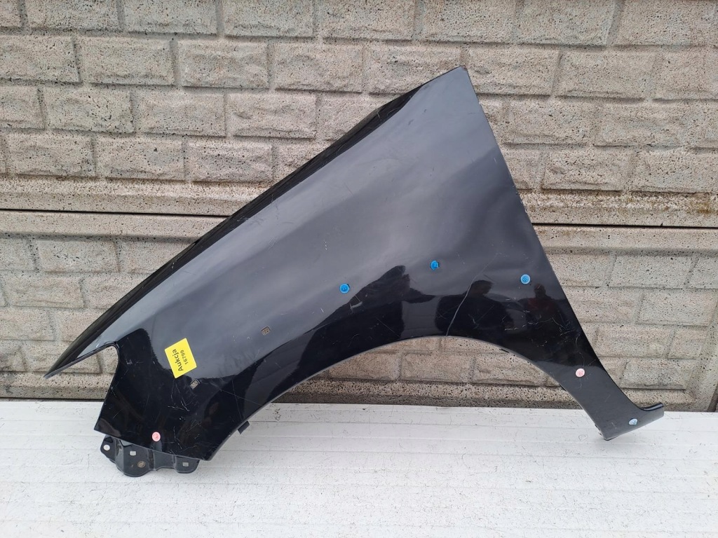 фото №1, Toyota hilux lift 12-15 крыло передний левый оригинал