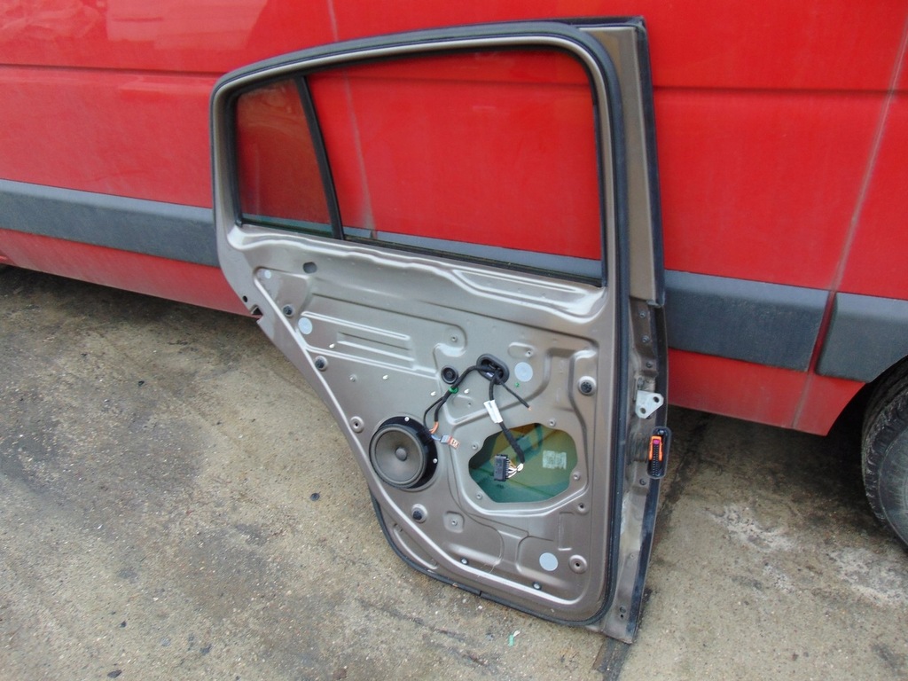 фото №14, Двері лівий задня volkswagen vw golf vi plus la8x