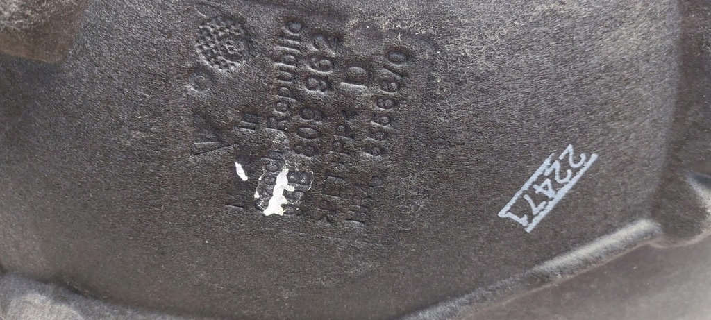 фото №8, Підкрилок правий перед porsche macan 95b809962