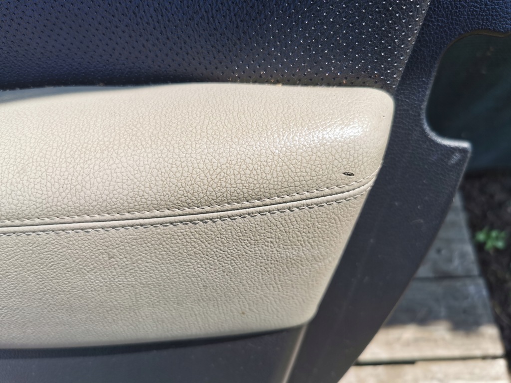 фото №6, Kia carens iv обшивка обивка дверь правая правый перед кожа beż