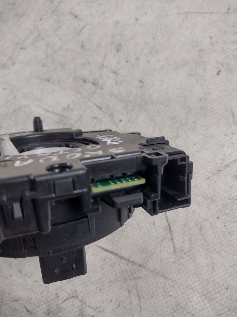 фото №15, Стрічка шлейф подушка безпеки оригінальний номер 5q1953549 skoda octavia iii 20r.