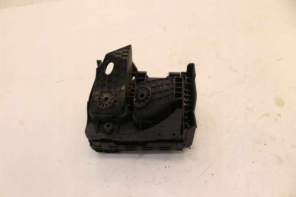 фото №4, Корпус предохранителей vw touran ii 2013r. 2.0 tdi