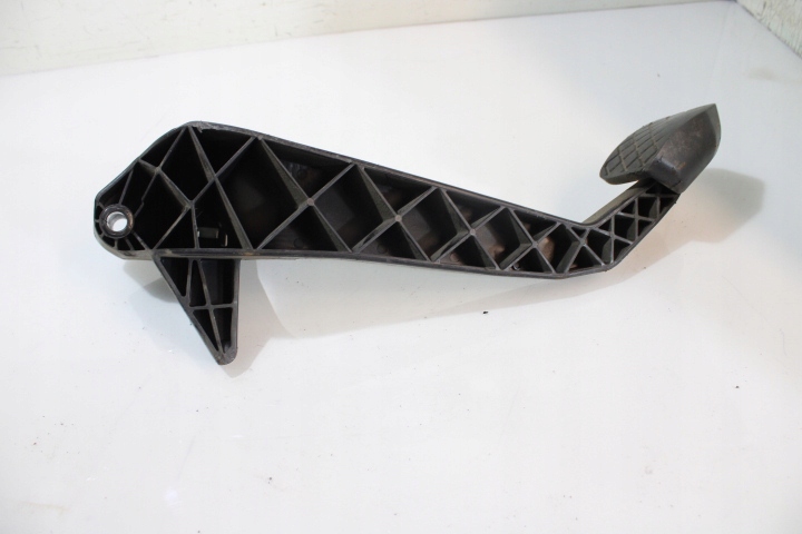 фото №3, Педаль сцепления audi a4 b7 2.0tdi