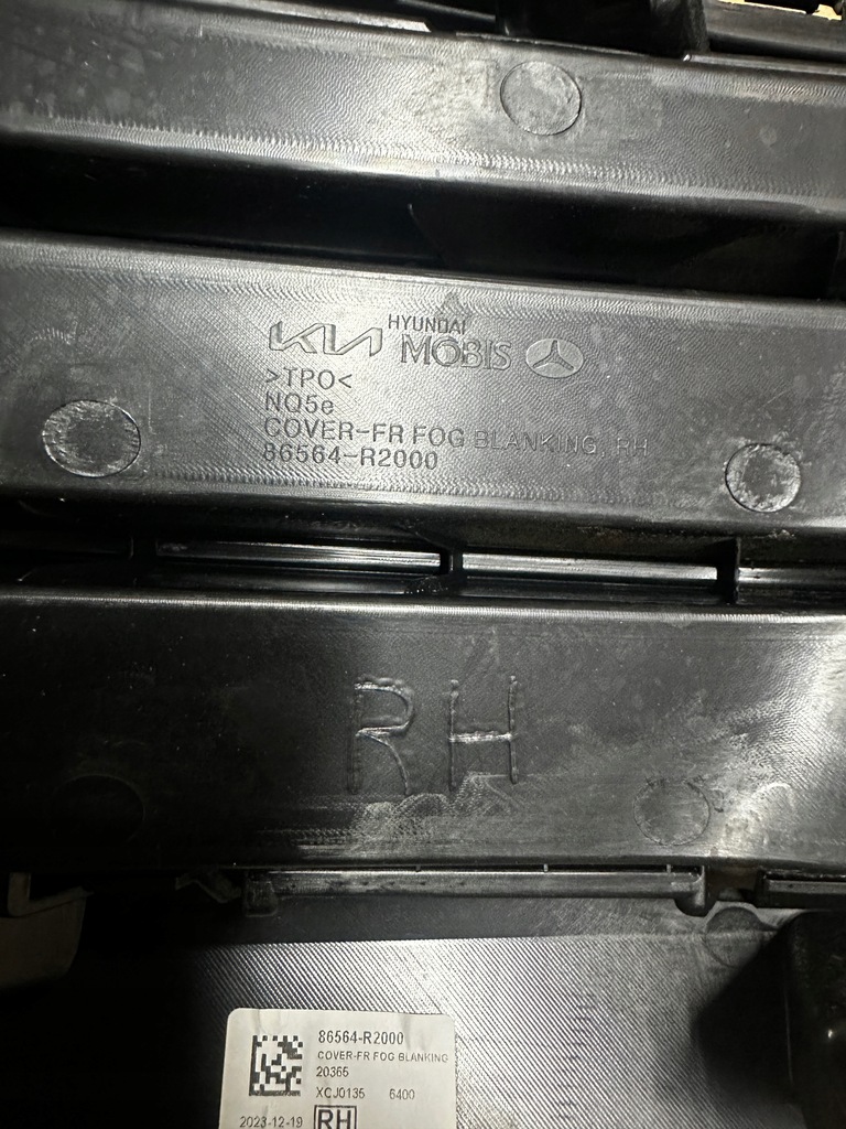 фото №3, Решітка бампера заглушка протитуманна фара kia sportage v 86564-r2000