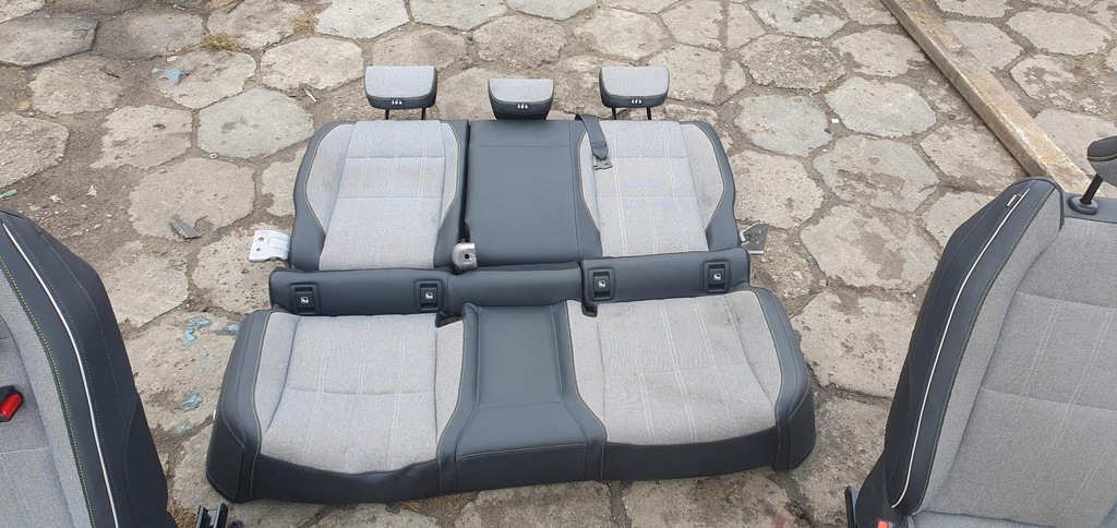 фото №7, Сидіння заднє сидіння комплект pół шкіра renault megane v e-tech