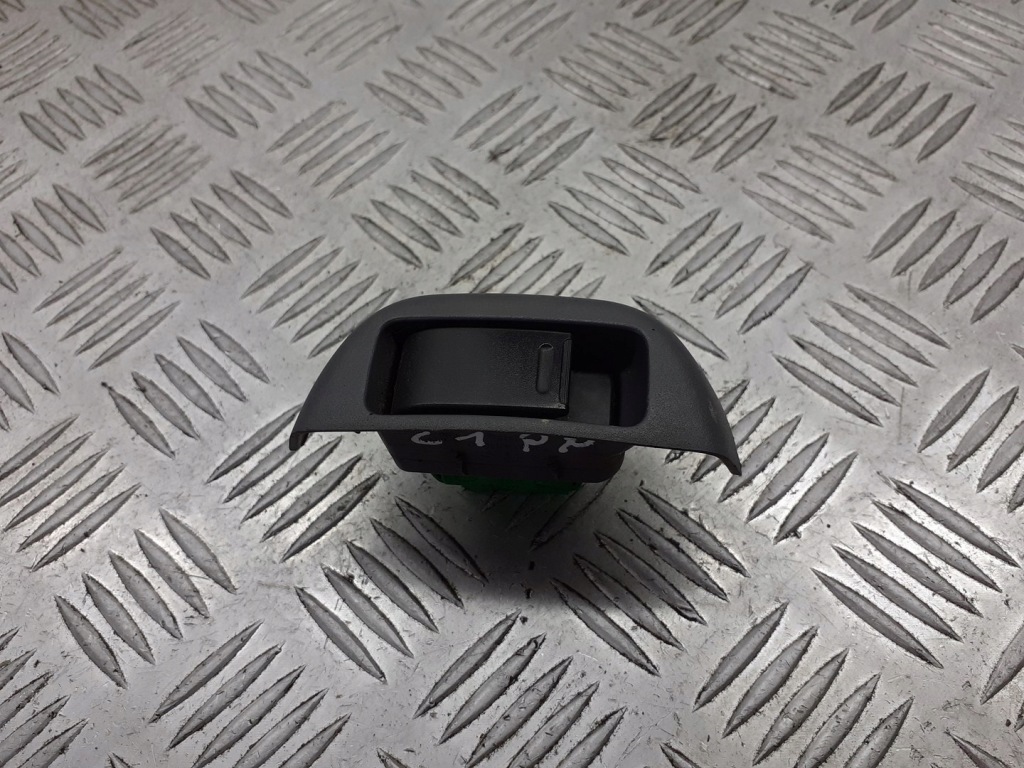 фото №1, Панель стекло правый перед citroen c1 74231-0h010