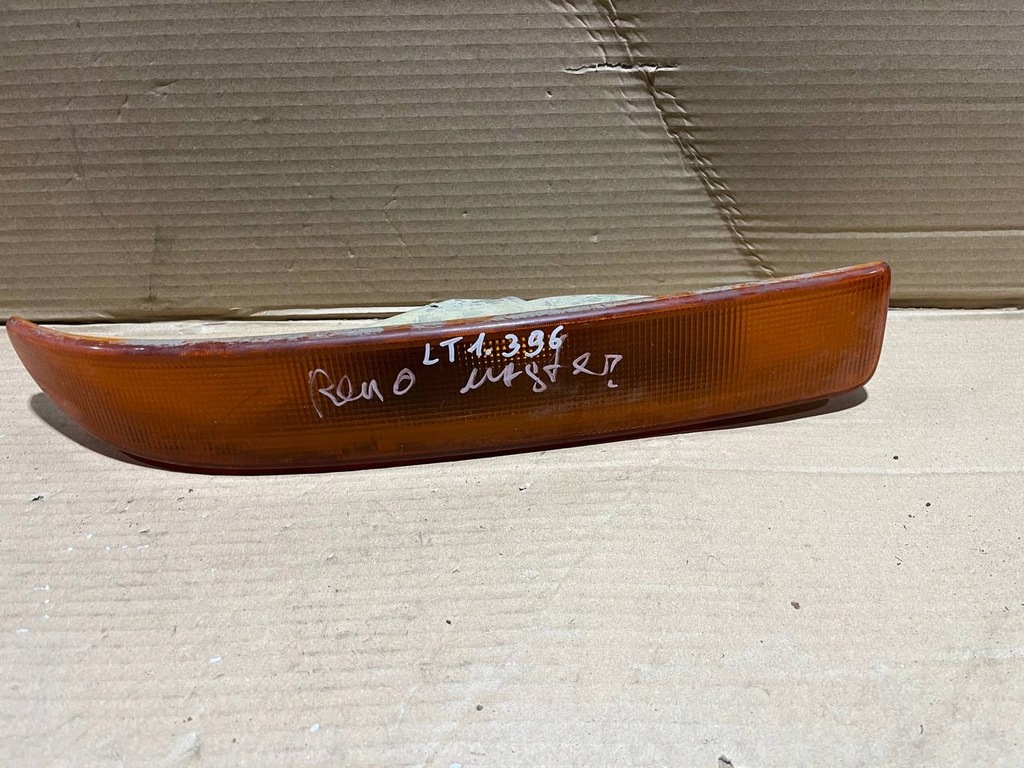 фото №1, Поворотник правий перед renault master ii 8200133629