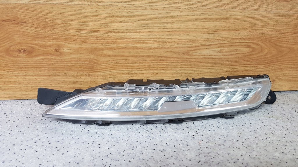 Купити C4 picasso led drl лівий d 67