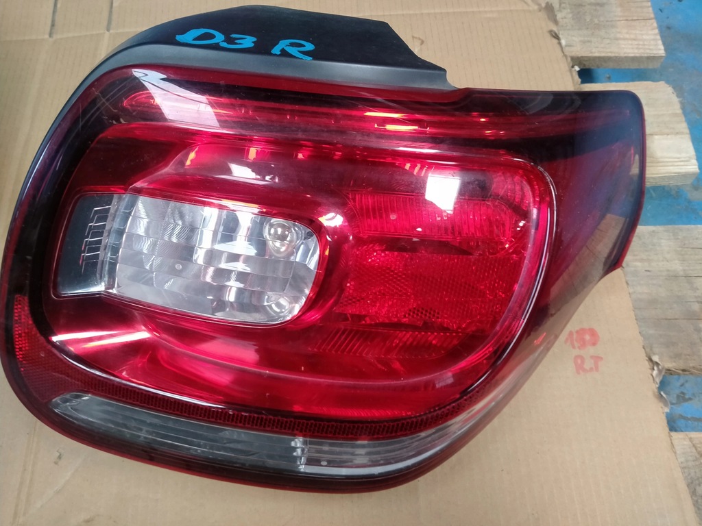 фото №1, Citroen ds3 лампа задня задня права