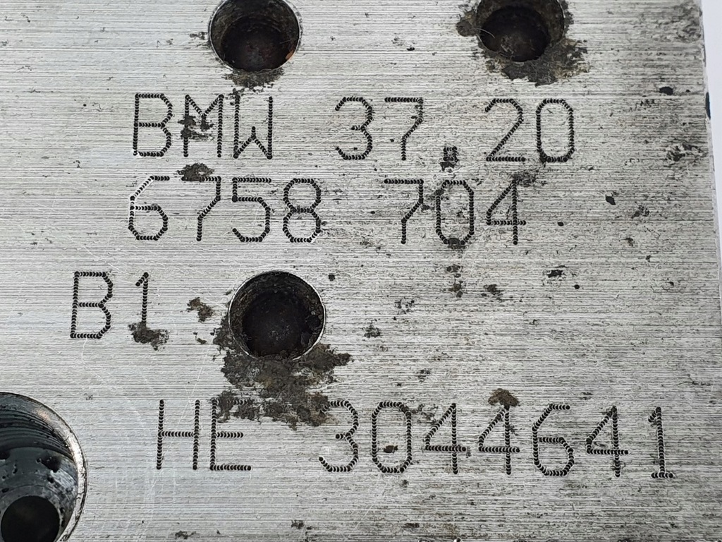 фото №7, Плита основание насоса подвеска bmw 7 e65 6758704