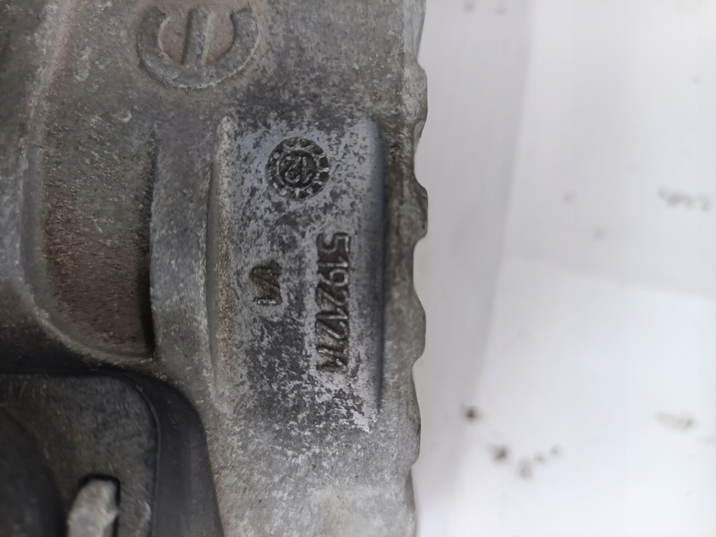 Подушка двигуна підшипниковий вузол fiat 500l 1,4 2013-2018 в Україні