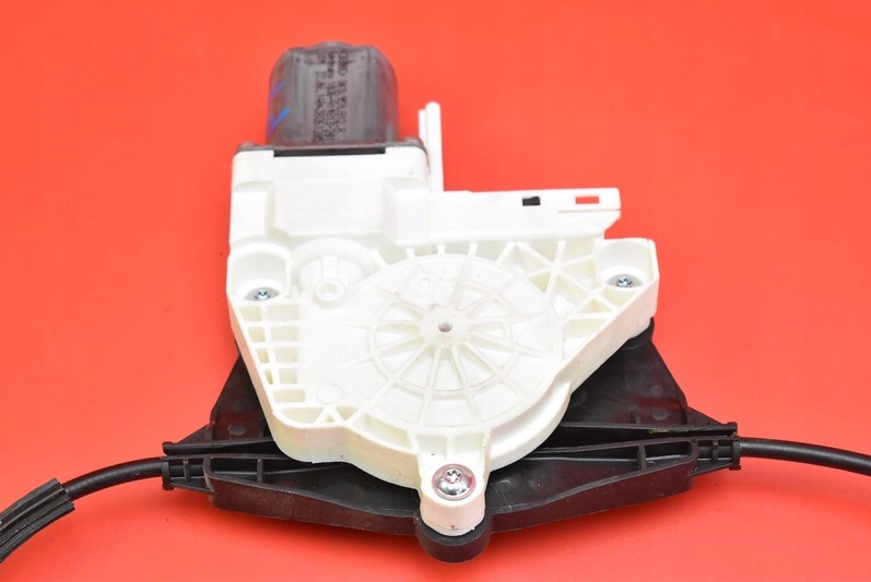 фото №11, Подъемник стекло правый задняя 8r0839462d audi q5 8r lift 12-17