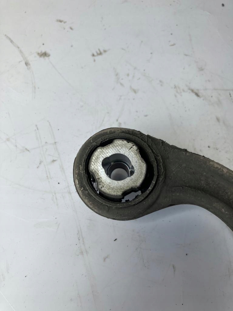 фото №4, Рычаг правый задняя citroen ds5