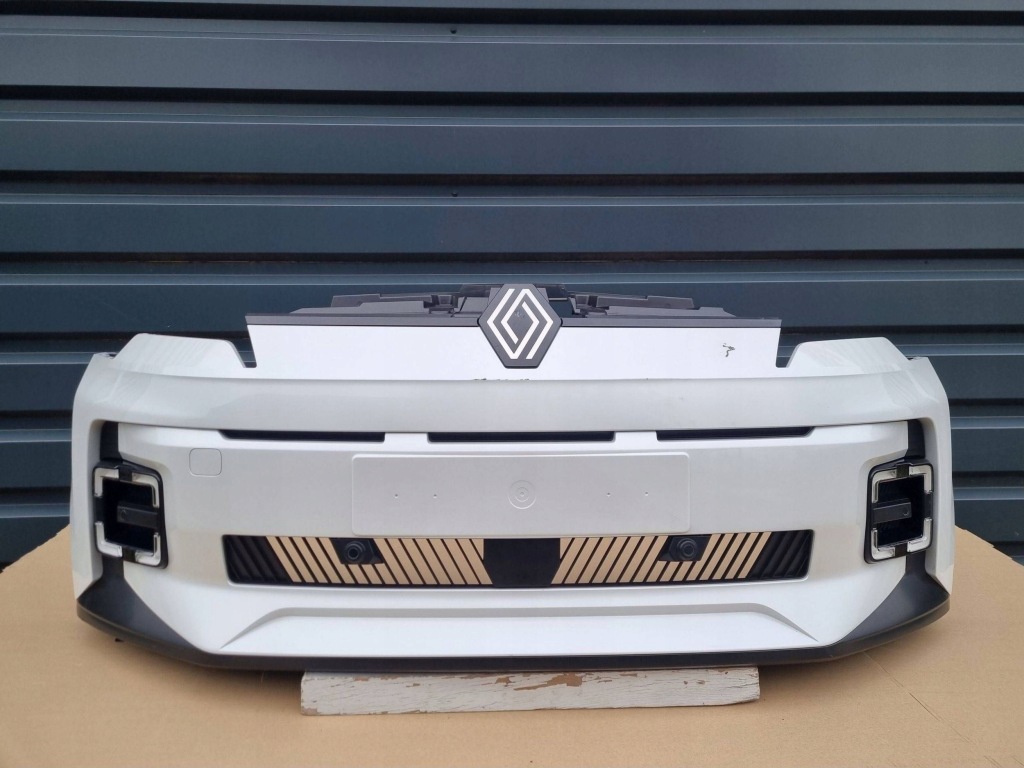 Купить Renault 5 e-tech 2024- бампер перед оригинал a028
