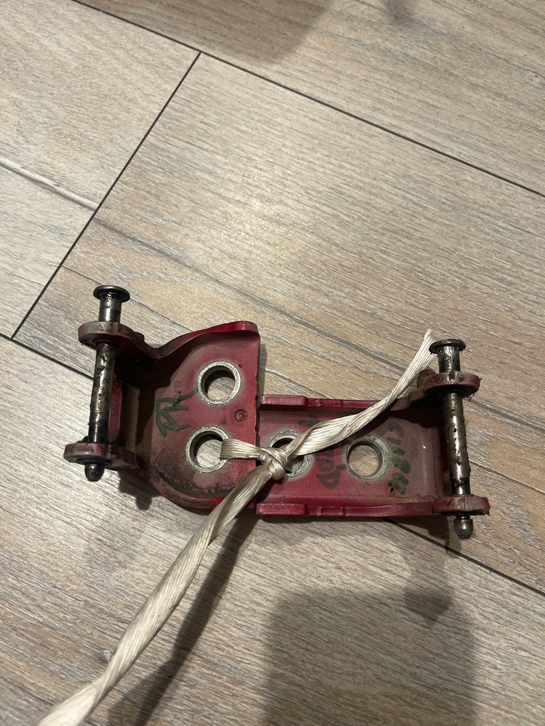 фото №1, Петля двері перед правий citroen c4 ii b7 комплект